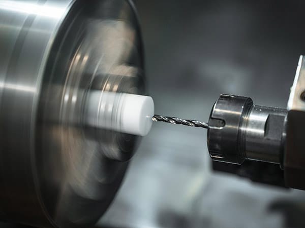 Produzione-di-compositi-chimici-dielettrici-milano