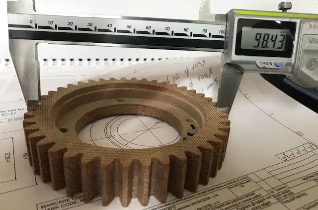 misurazione-componenti-tecnici-realizzati-in-materiale-composito